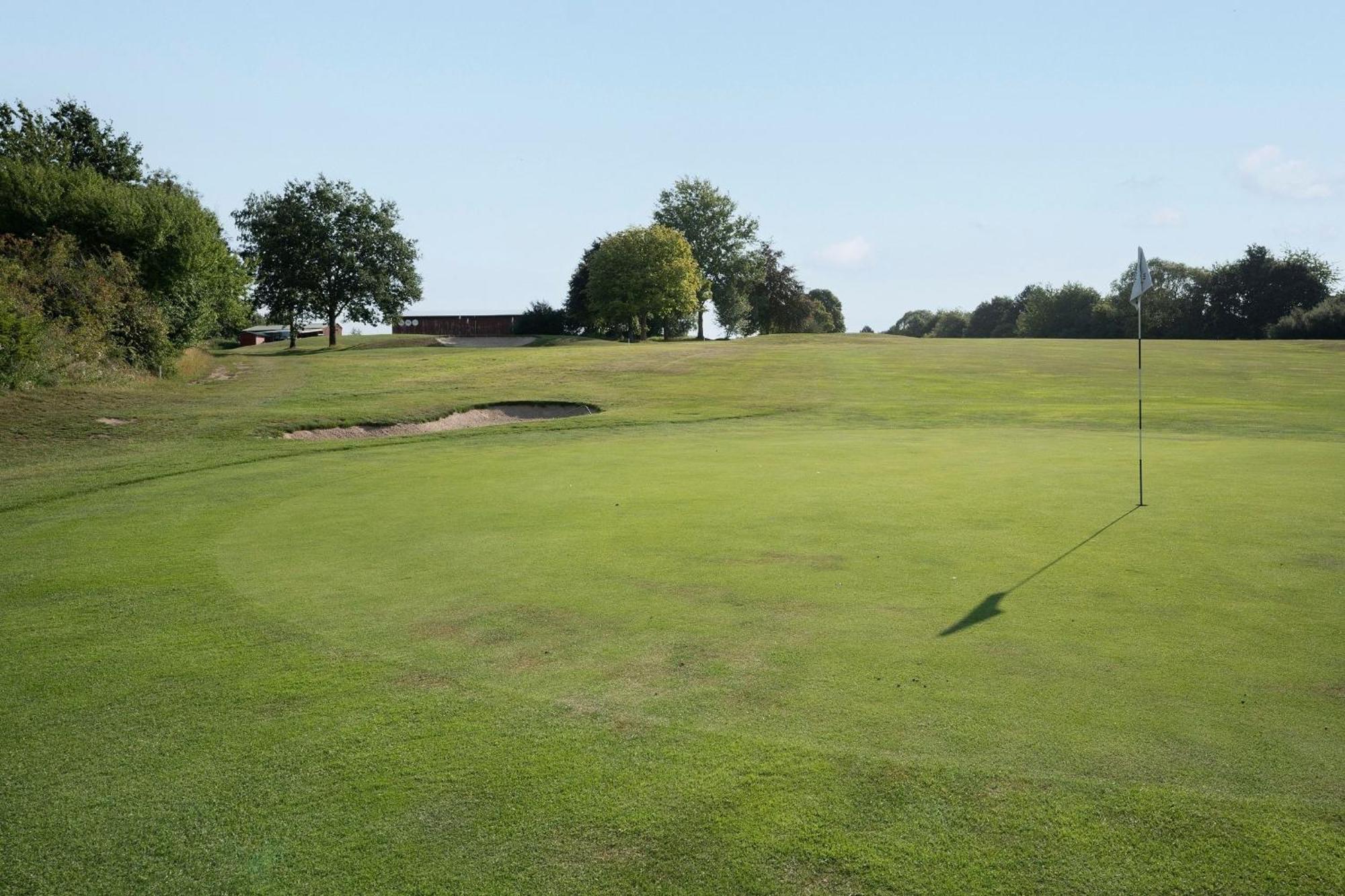 Golfplatz Ploener See Kleiner Ploener See Bosau Екстериор снимка